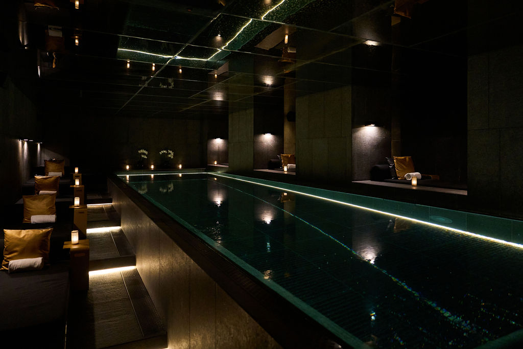 W Amsterdam Hotel Lobby